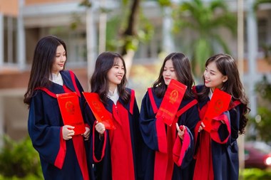 Dịch vụ chụp ảnh kỉ yếu